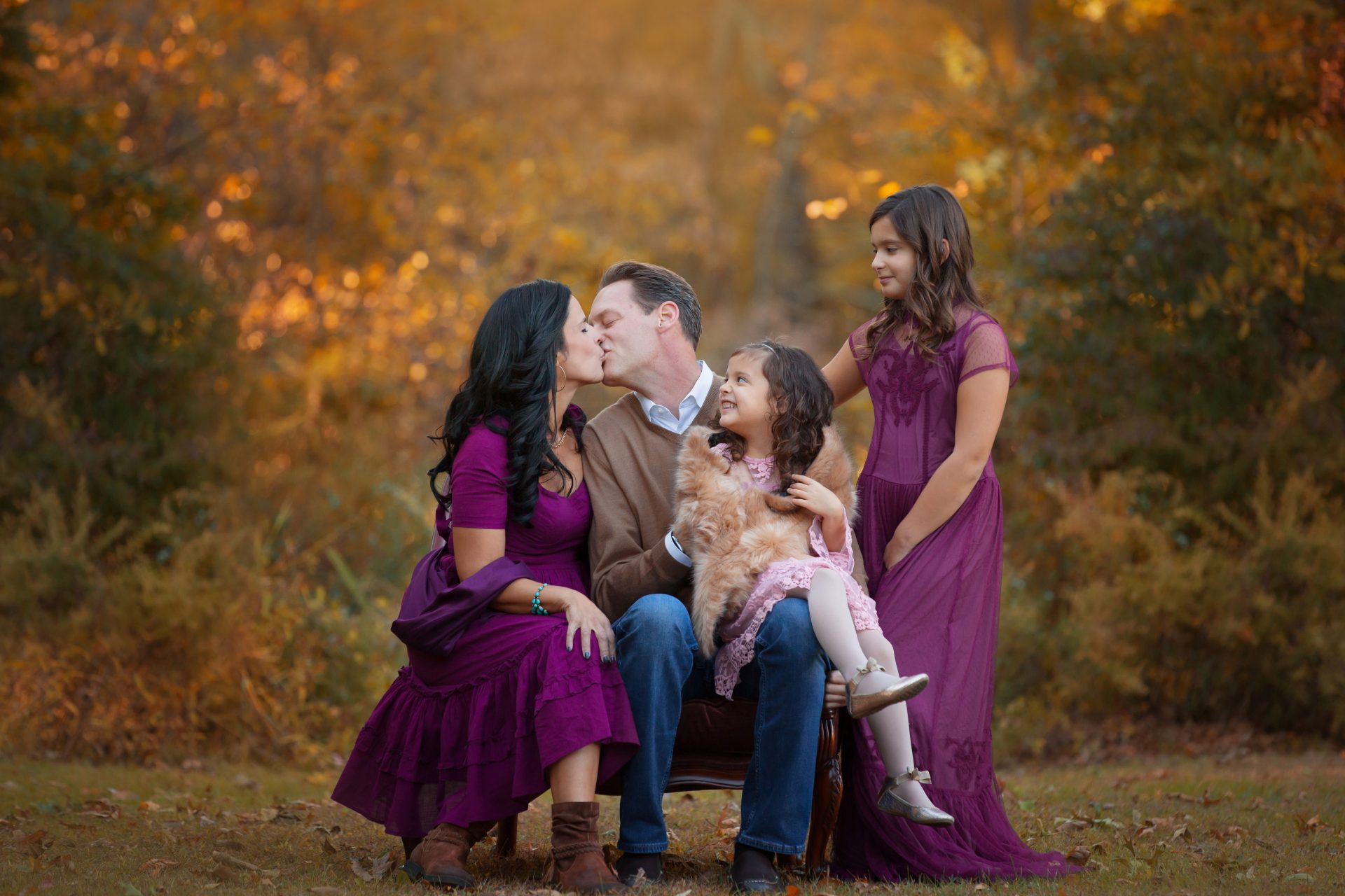 what to wear for fall family photos bold palette
