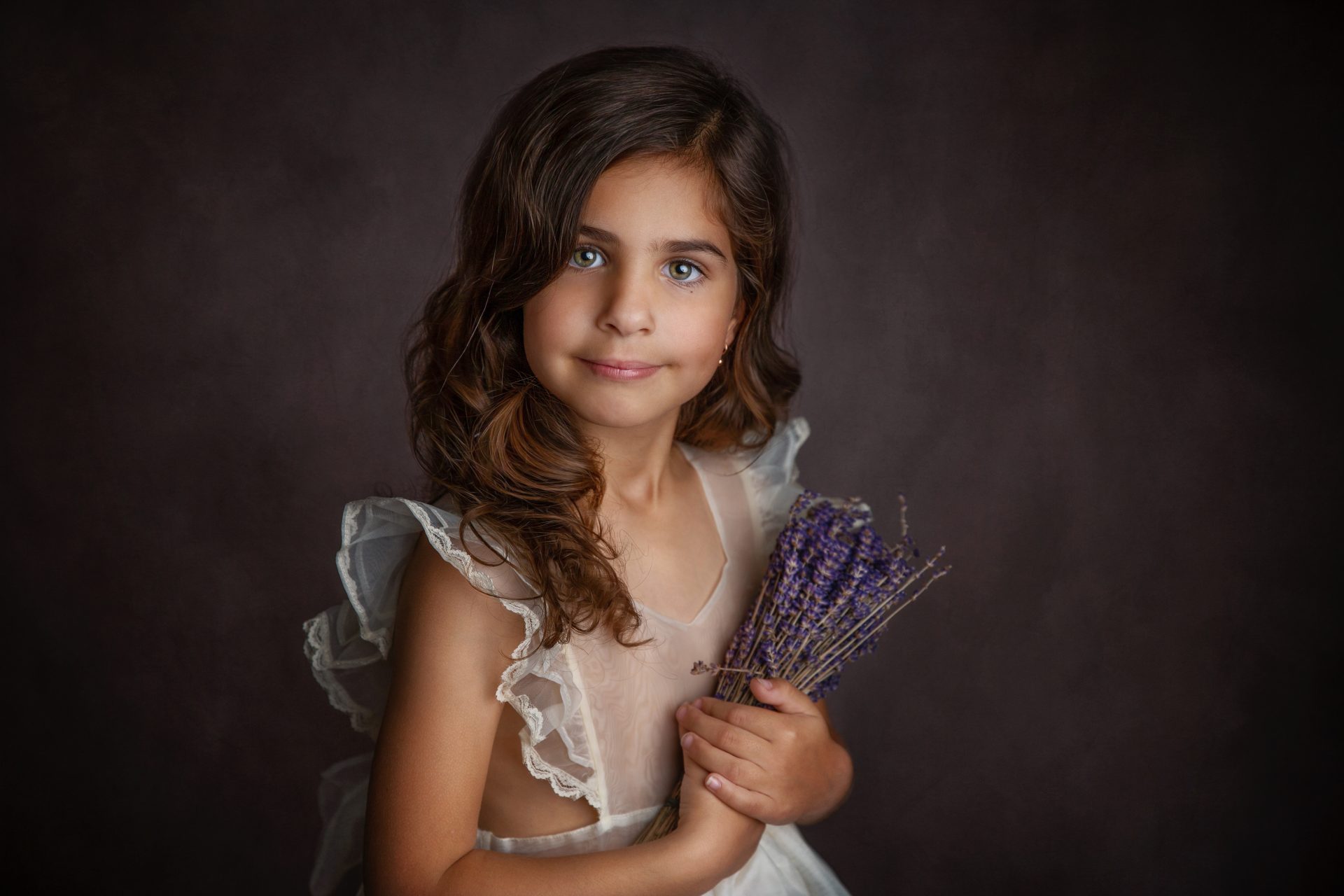 Children's portrait Photographer Sofia Ribeiro captures unique photographs of your children