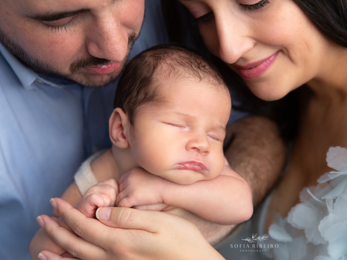 Newborn Photos with Parents