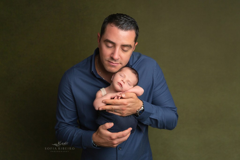 somerville new jersey newborn photography session, dad with baby