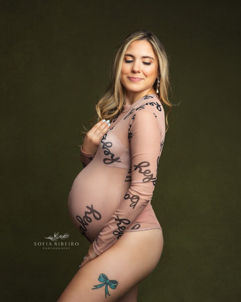 elizabeth nj maternity photographer, baby bodysuit