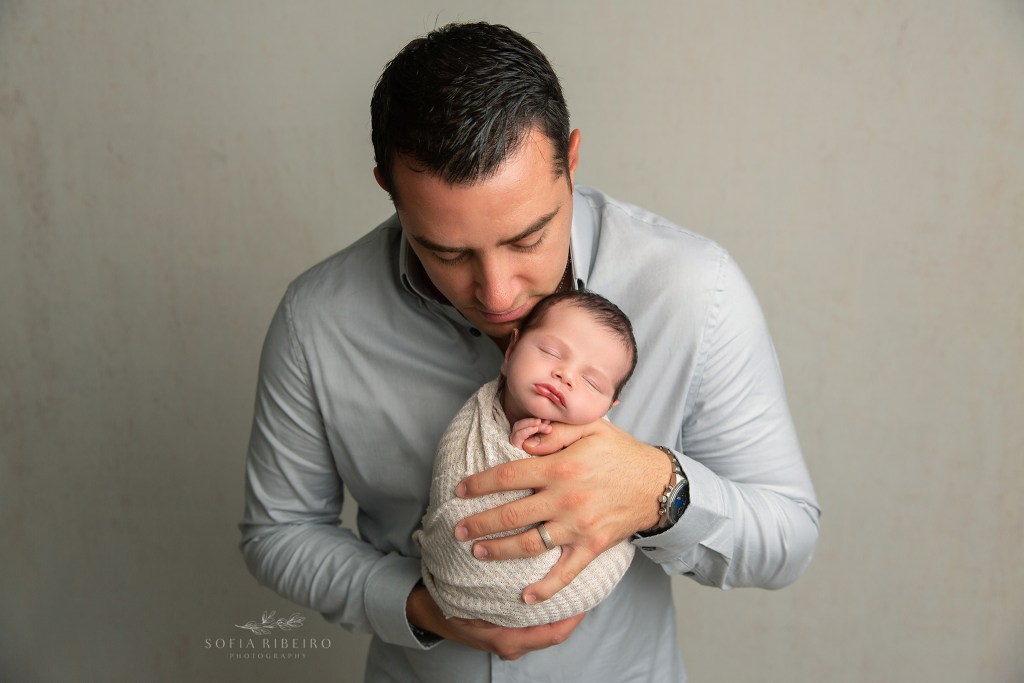 somerville new jersey newborn photography session, dad and baby, neutral tones