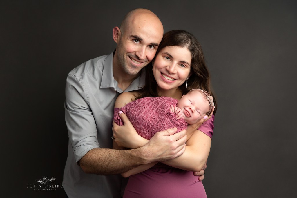 bound brook nj newborn photographer, smiling baby with parents