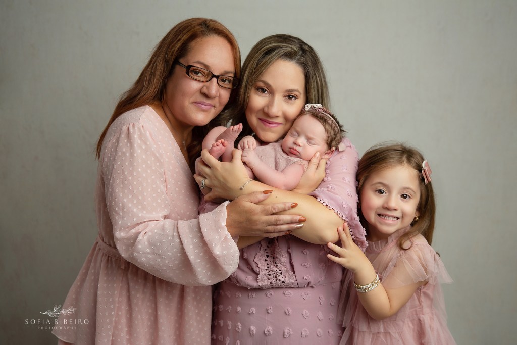 piscataway nj newborn photographer, grandma with baby, generations newborn