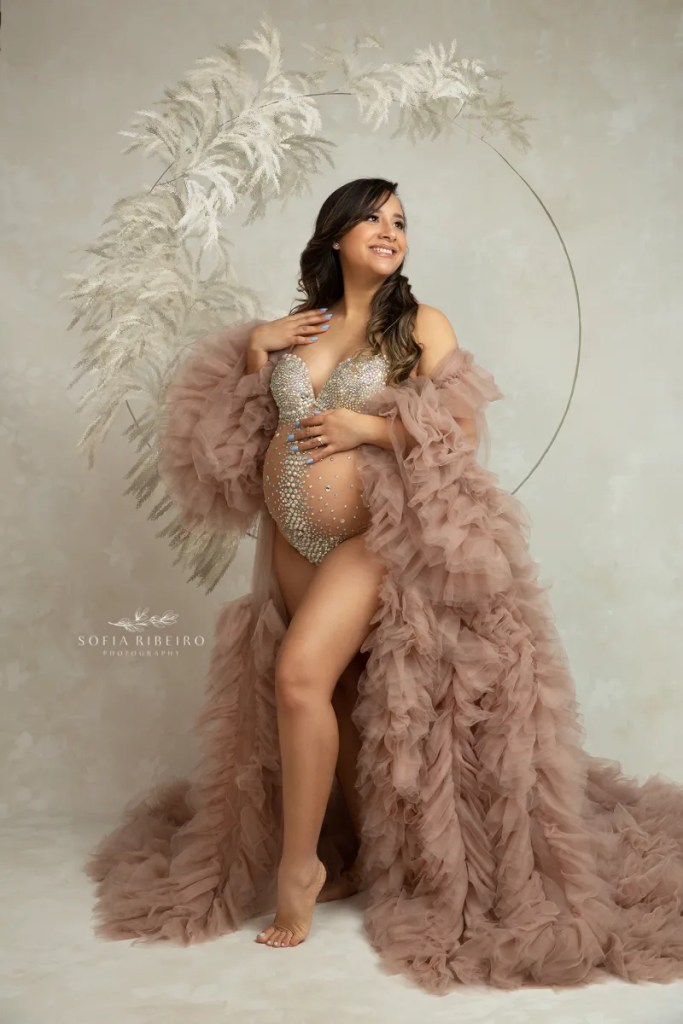 neutral maternity session, mom in ruffled dress, in union county new jersey