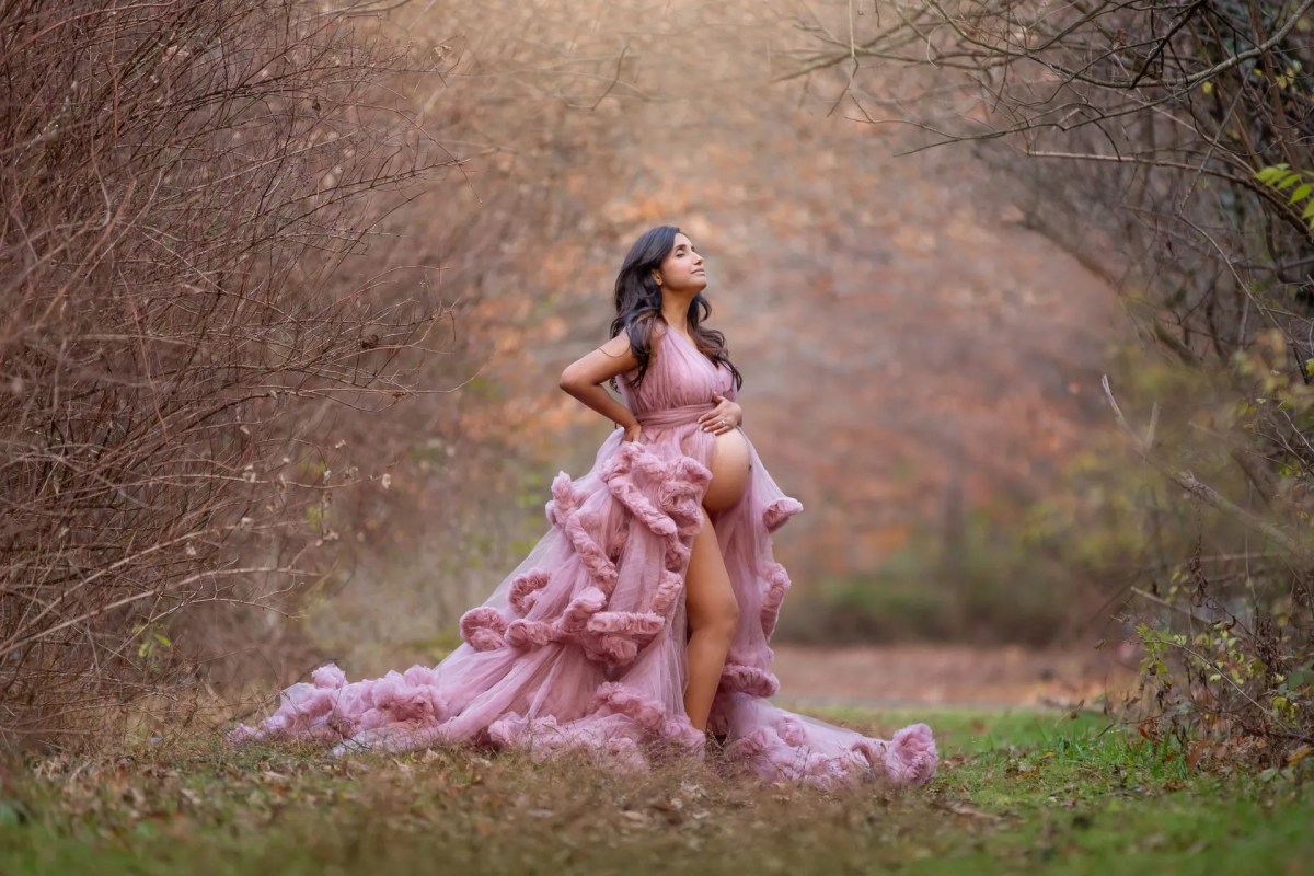 Where to Shop for Maternity Gowns
