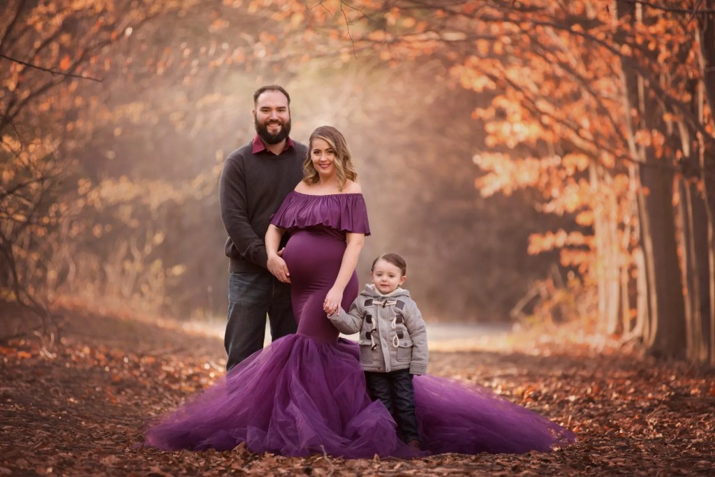 where to shop for maternity dresses, chicaboo jersey gown with tulle