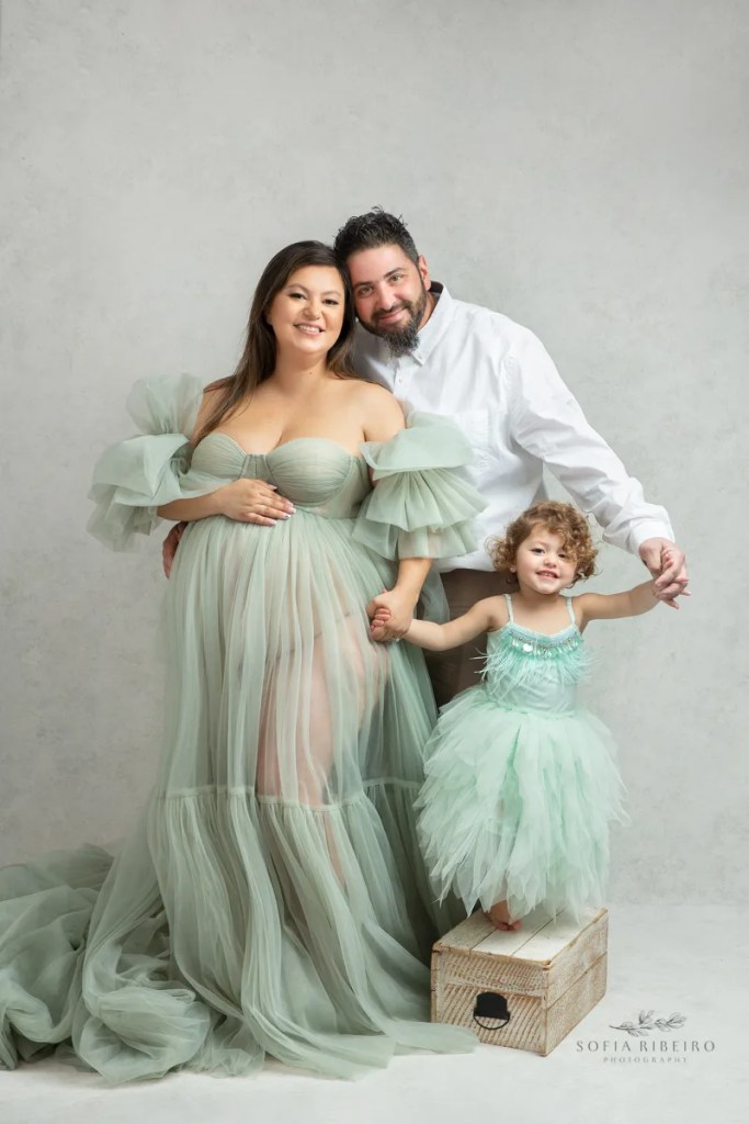 bound brook nj maternity photographer, family maternity in mint
