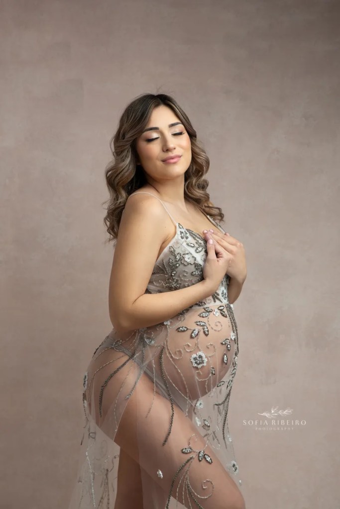 floral maternity session union nj, mom in beaded dress