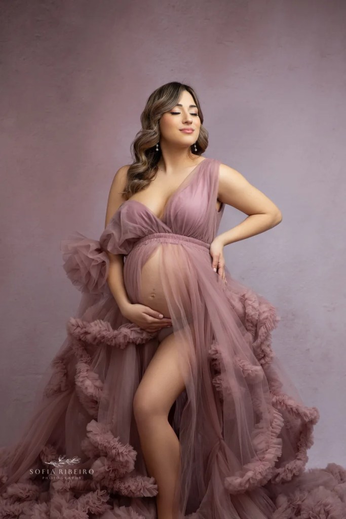 floral maternity session union nj, nj maternity photographer, mom in mauve dress