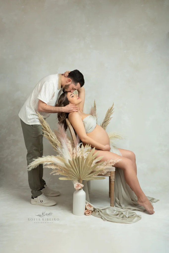 floral maternity session, union nj, mom and dad with chair and pampas grasses