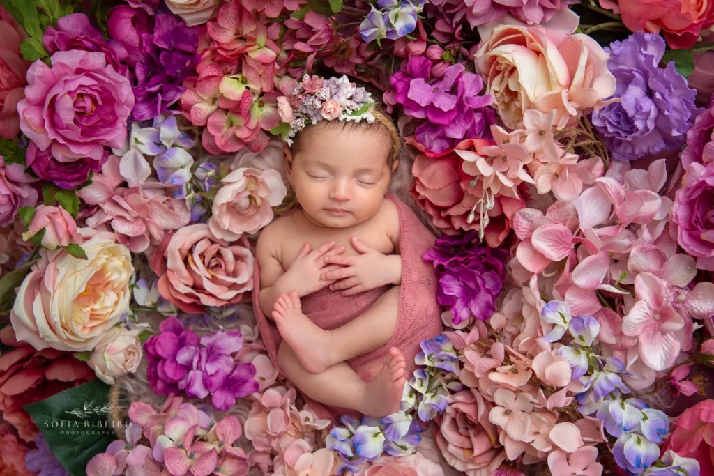 paterson nj newborn photographer, newborn baby girl in flowers