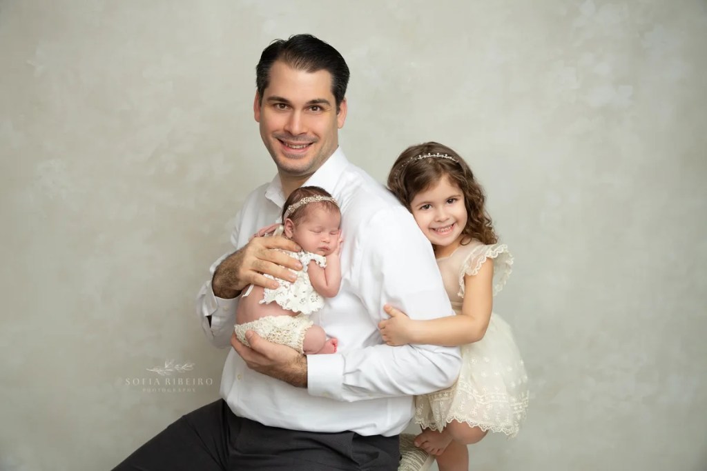 florham park nj newborn photographer, family newborn session, dad with girls