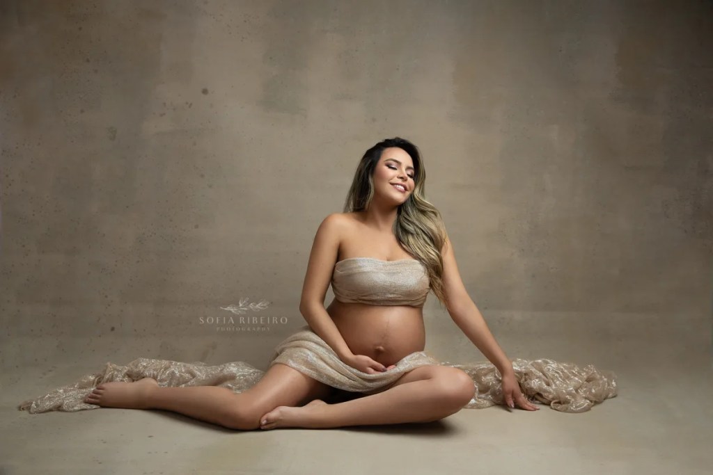 montclair nj maternity photographer, mom wrapped in gold fabric