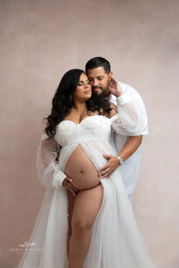 springfield nj maternity photographer, family maternity studio session mom with husband in white