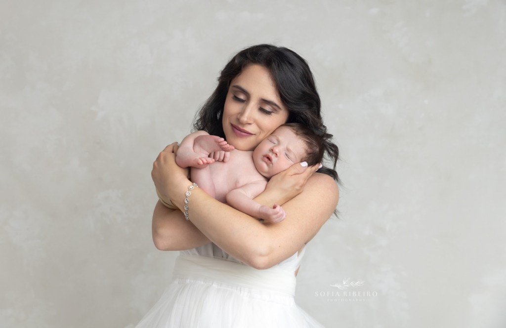 mom with baby in white with linden nj newborn photographer