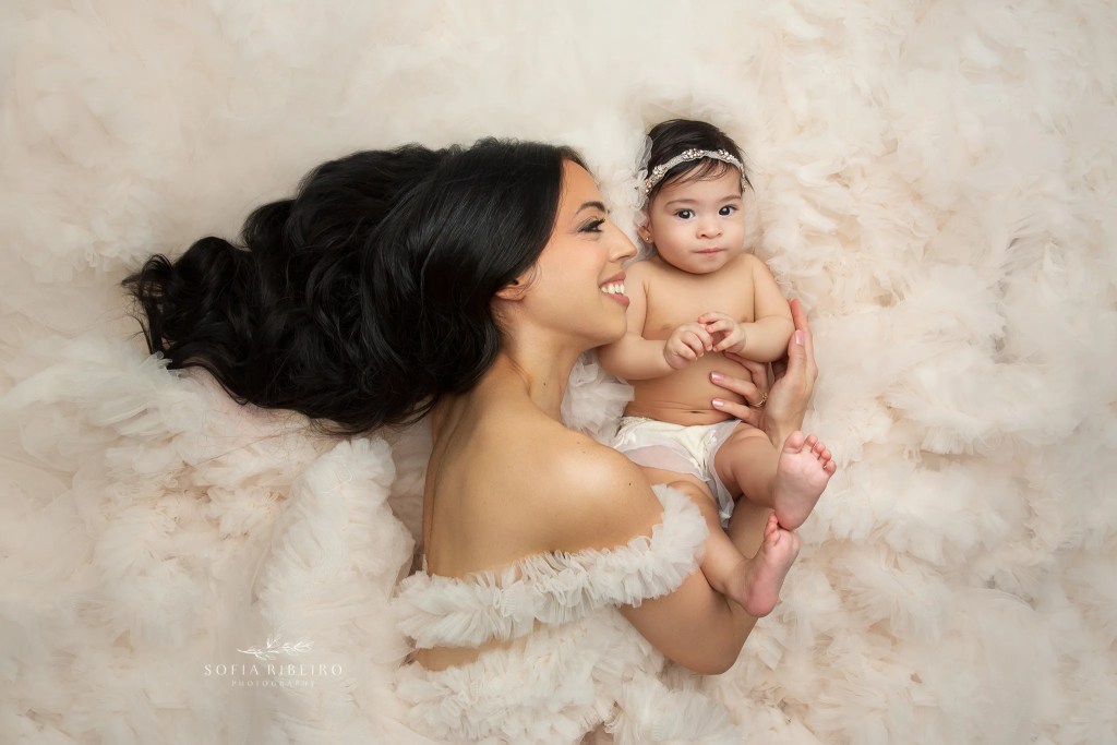 MOM AND BABY STUDIO SESSION