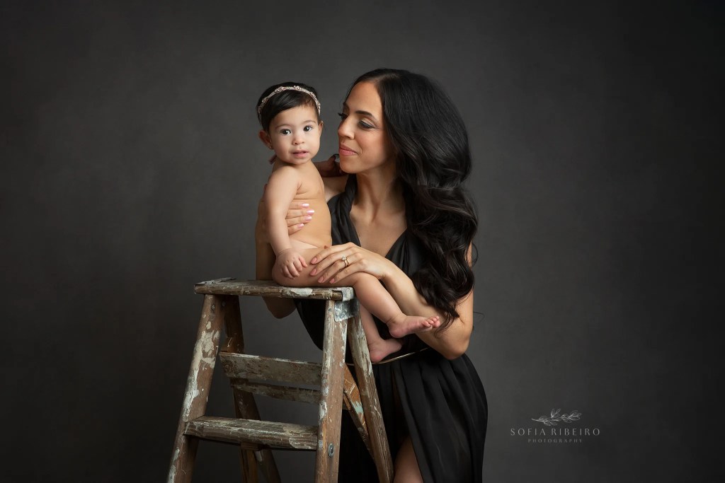 MOM AND BABY STUDIO SESSION