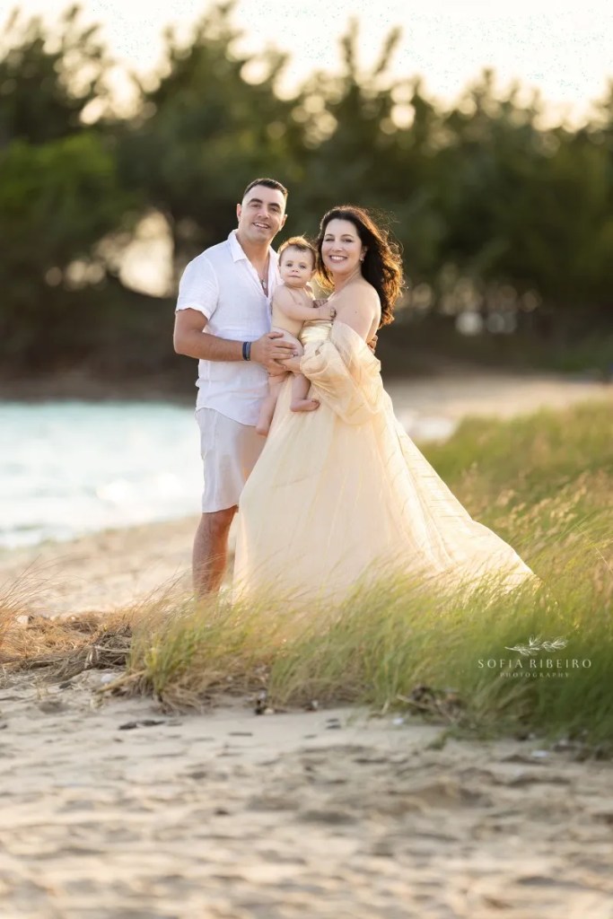 OUTDOOR FAMILY PHOTOGRAPHY WITH NJ PHOTOGRAPHER SOFIA RIBEIRO PHOTOGRAPHY, MOM DAD AND BABY ON BEACH