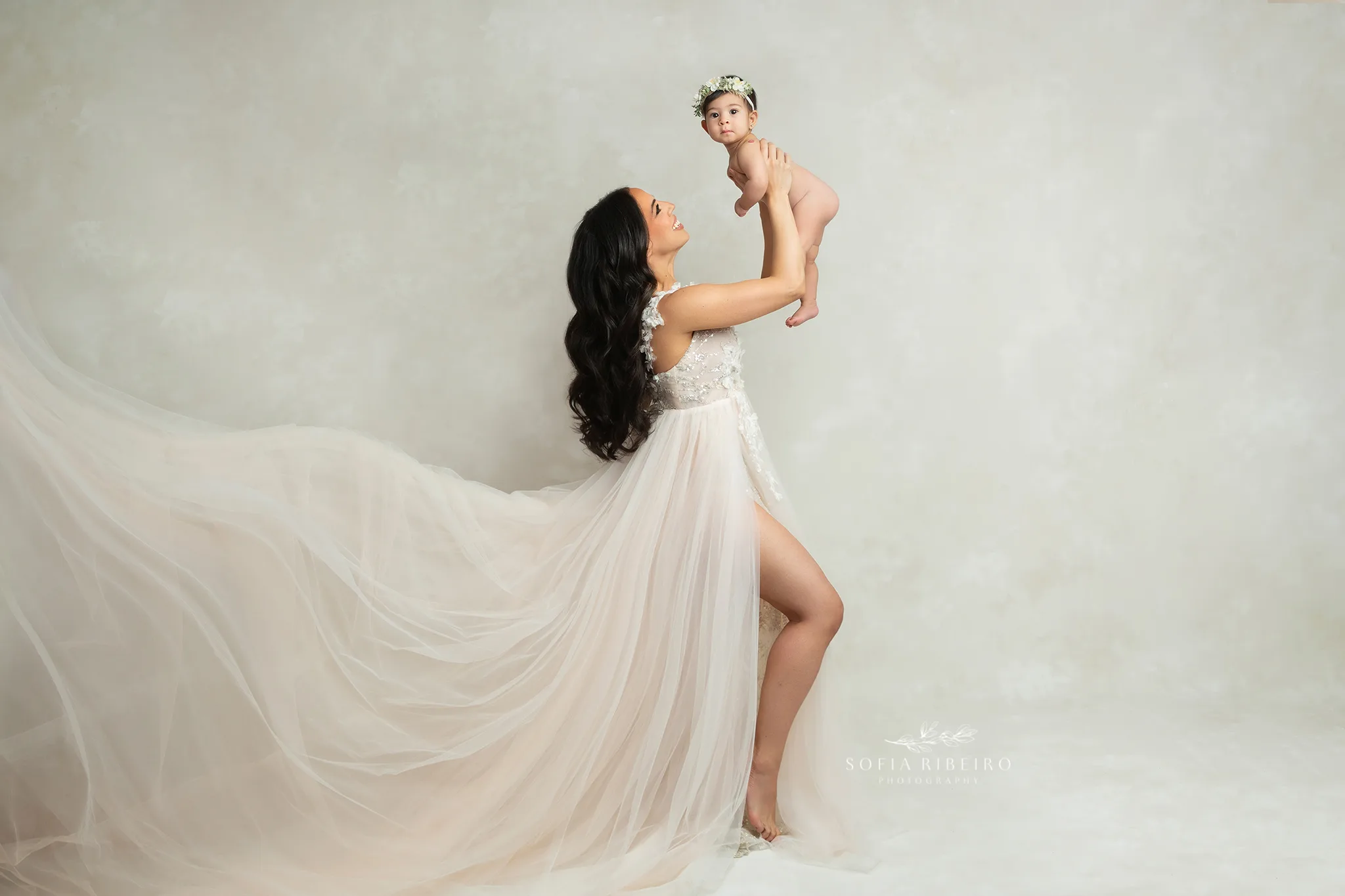 MOM AND BABY STUDIO SESSION