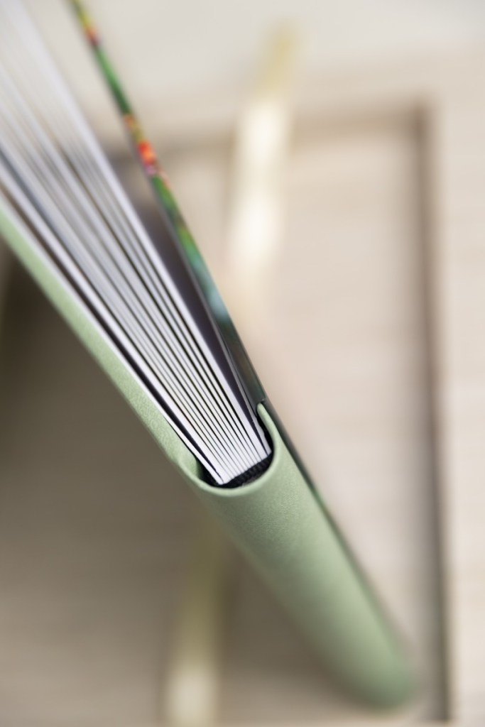 album sample of a family photo session with nj family photographer