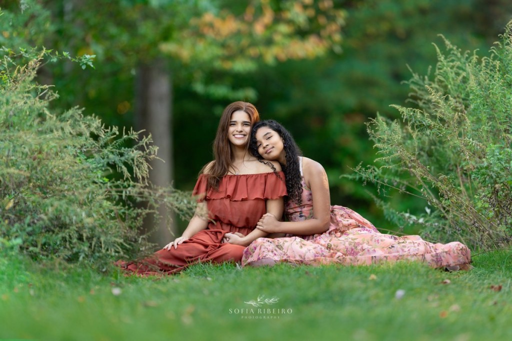 family photo session at watchung reservation, nj, mom and daughter