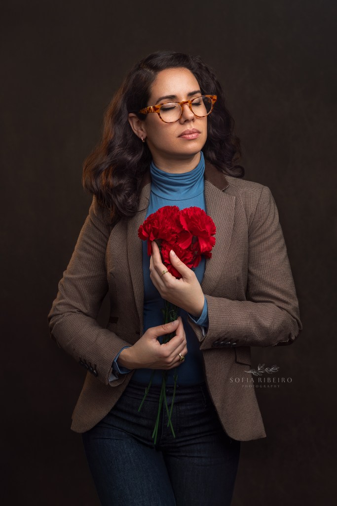 retrato em homenagem a celeste caeiro, 25 de abril