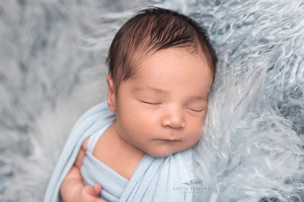 baby sleeping soundly during a newborn photo session in clark nj