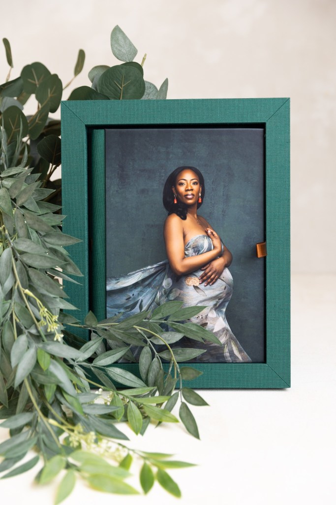a custom album from a maternity session with nj maternity photographer sofia ribeiro photography