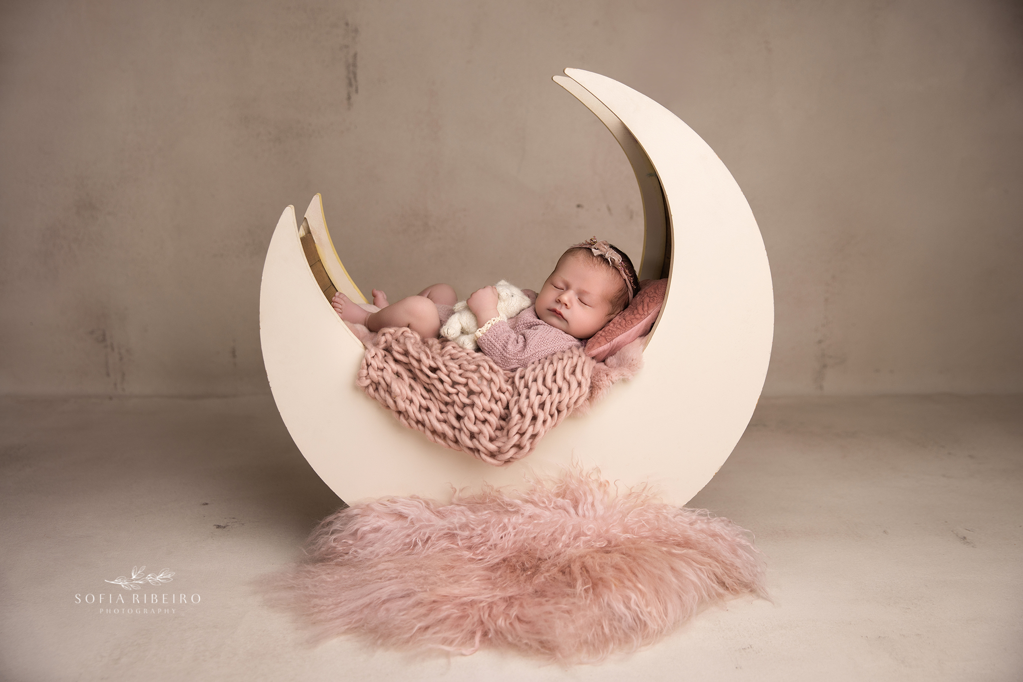 Neutral & Pink Newborn Session