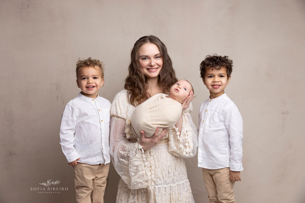 nj newborn photography studio captures family focused baby images