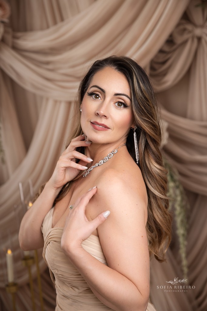 glamour shot of mom taken by nj women's portrait photographer sofia ribeiro photography