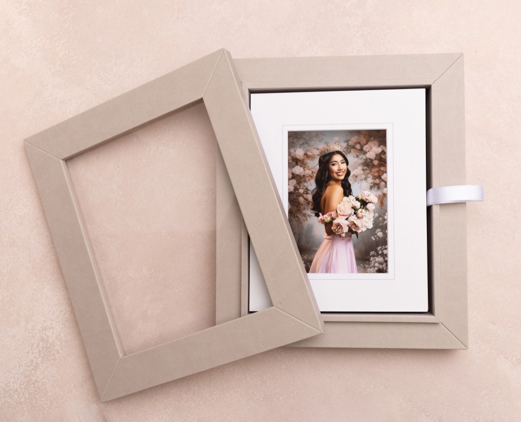 nj sweet sixteen photography - folio box with prints
